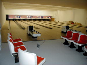 8-lane bowling alley