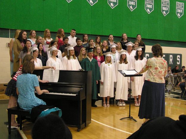 Pinedale Choir. Photo by Pinedale Online.