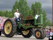 Tractor. Photo by Pinedale Online.