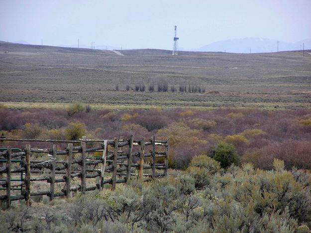 Well south of Pinedale. Photo by Pinedale Online.