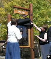 Plaque Unveiling. Photo by Pinedale Online.