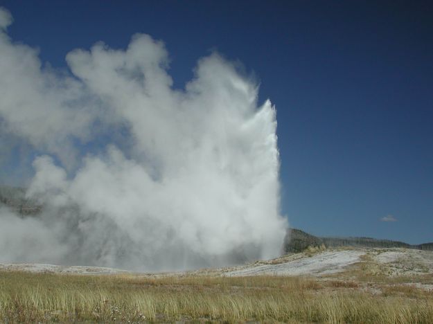 Old Faithful. Photo by Pinedale Online.