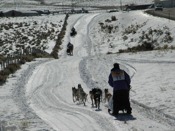 Racing to Pinedale. Photo by Clint Gilchrist, Pinedale Online.