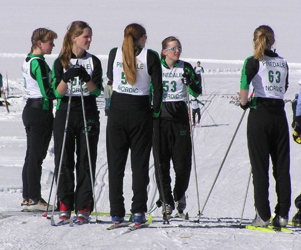 Girls wait for their race. Photo by Pinedale Online.