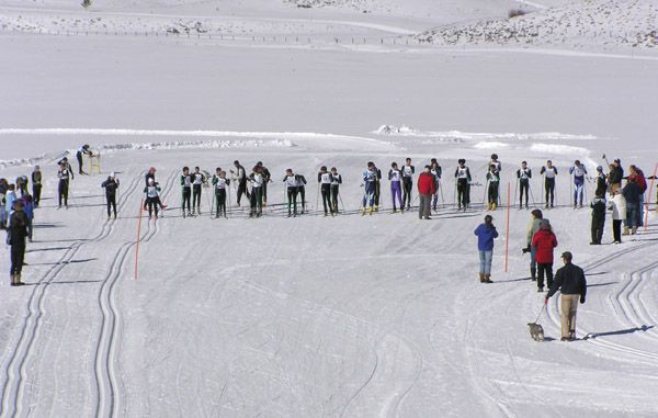 Boys Start. Photo by Pinedale Online.