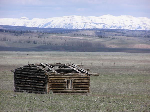 Old Cabin. Photo by Pinedale Online.