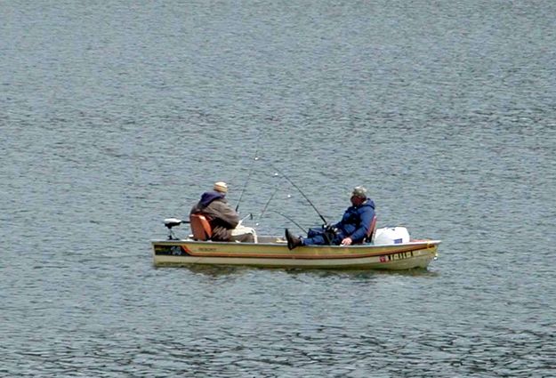 Boat Fishing. Photo by Pinedale Online.