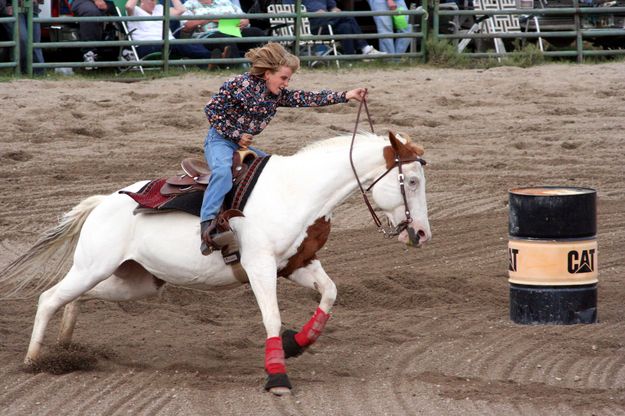 Junior Barrel Racing. Photo by Pinedale Online.