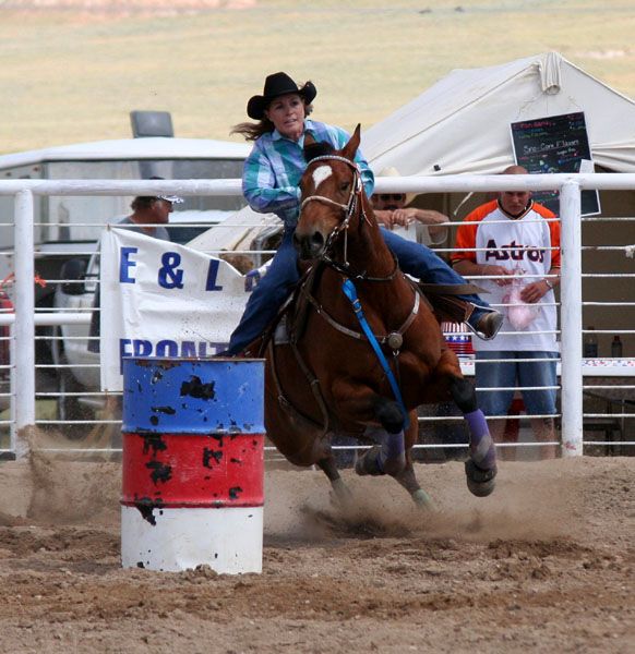 Barrel Racer - Barbara Kitchen. Photo by Pinedale Online.