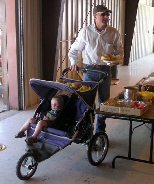 Food Tray Stroller. Photo by Pinedale Online.
