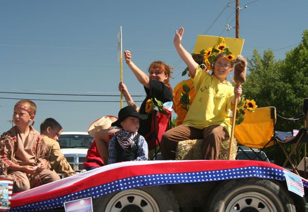 First Baptist Church Float. Photo by Pinedale Online.
