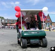 Candy Golf Cart. Photo by Pinedale Online.
