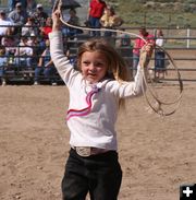 Ropin Cowgirl. Photo by Pinedale Online.