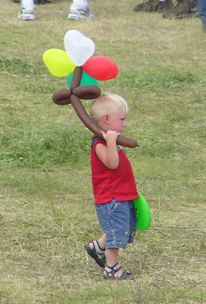 Fun for the whole family. Photo by Dawn Ballou, Pinedale Online.