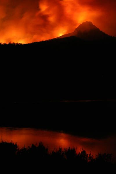 Lander Peak wild fire. Photo by Clint Gilchrist, Pinedale Online.