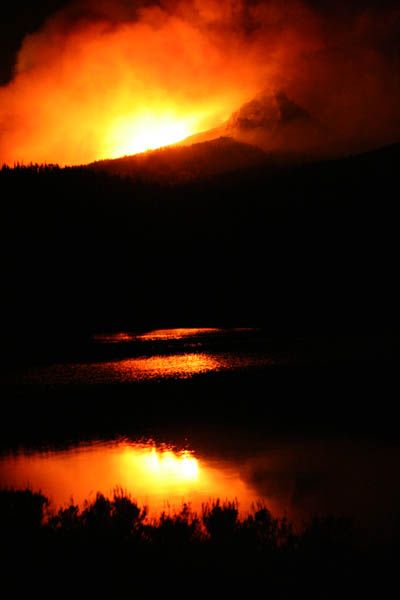 Soda Lake fire reflection. Photo by Clint Gilchrist, Pinedale Online.
