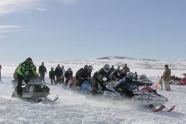 Race Start. Photo by Pinedale Online.