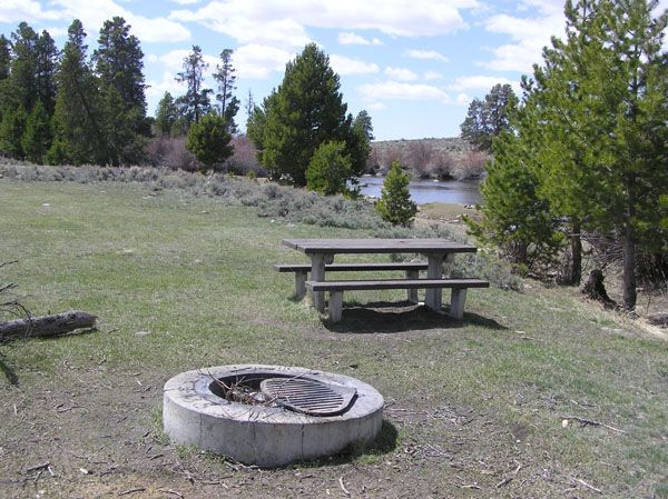 Stokes Picnic Area. Photo by Dawn Ballou, Pinedale Online.