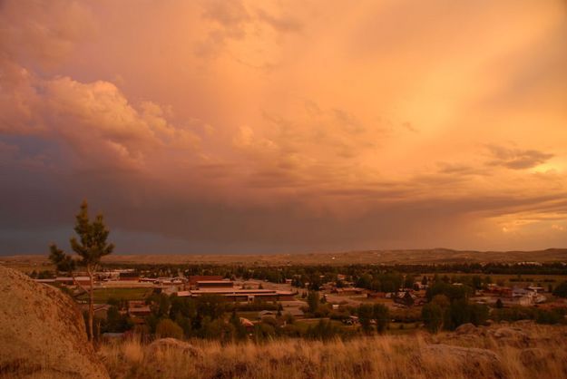 Sunset over Pinedale. Photo by Arnold Brokling.