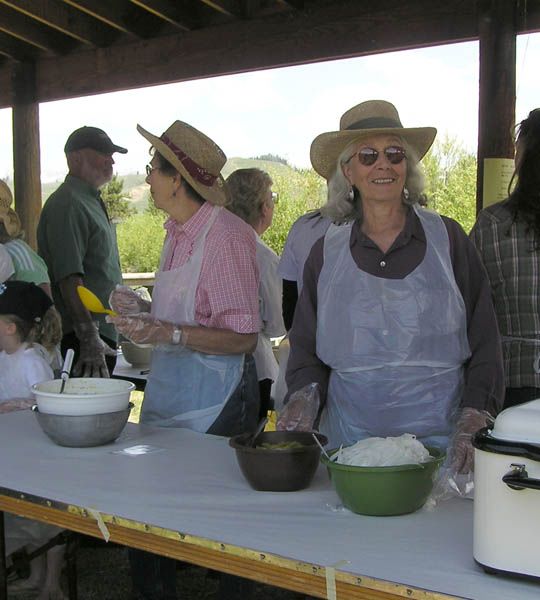 Serving Line. Photo by Pinedale Online.