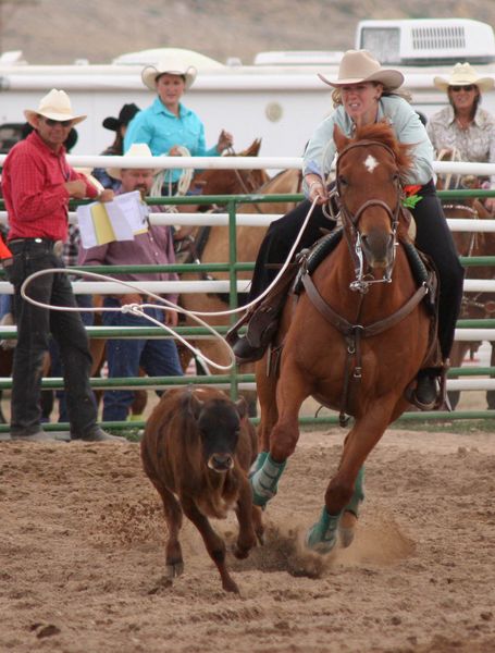 Breakaway Roping. Photo by Clint Gilchrist, Pinedale Online.