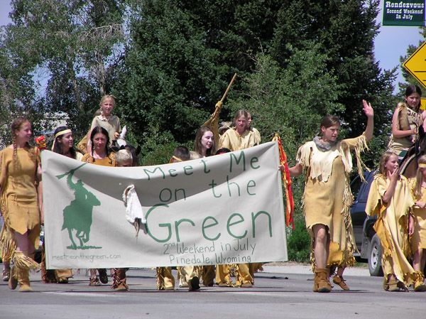 Meet me on the Green. Photo by Dawn Ballou, Pinedale Online.