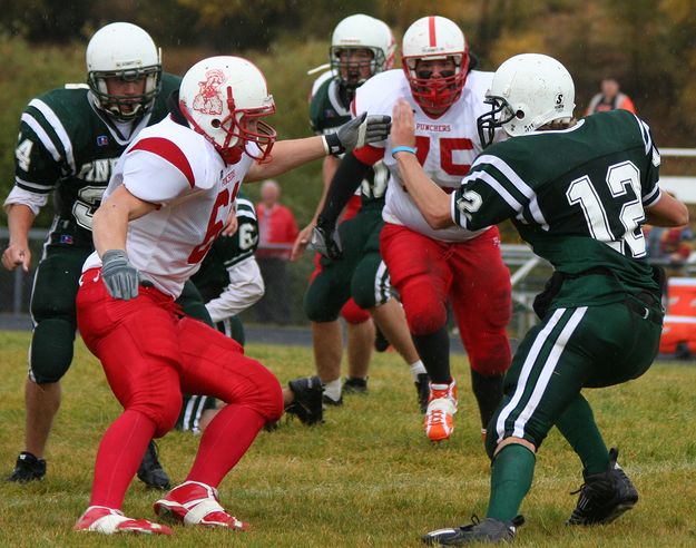 Puncher Defense. Photo by Clint Gilchrist, Pinedale Online.