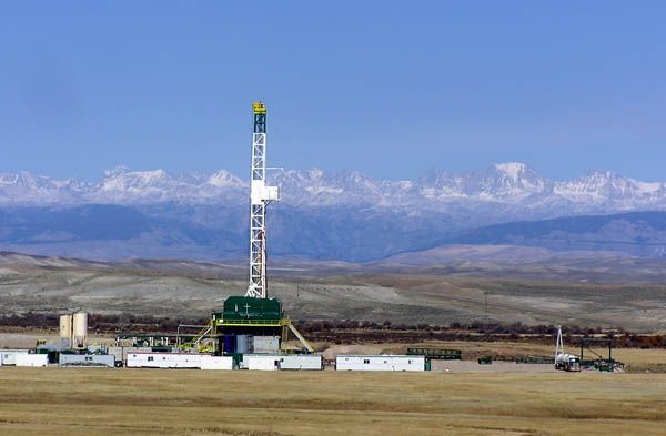 Drill Rig on Cottonwood Creek. Photo by Pinedale Online.