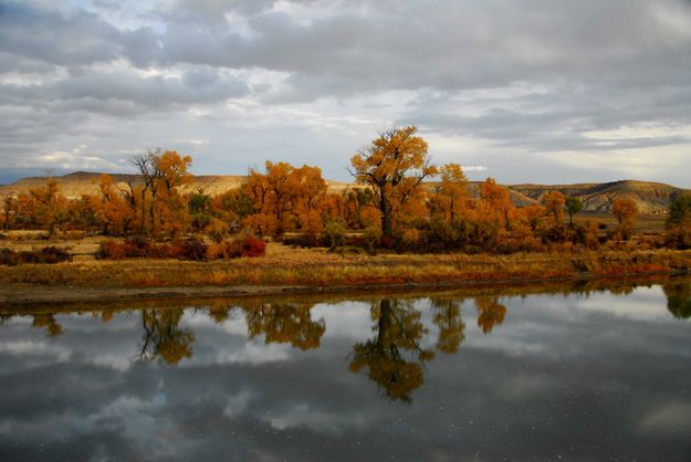 Green River Fall. Photo by Arnold Brokling.