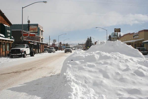 Where do you put all the snow?. Photo by Clint Gilchrist, Pinedale Online!.