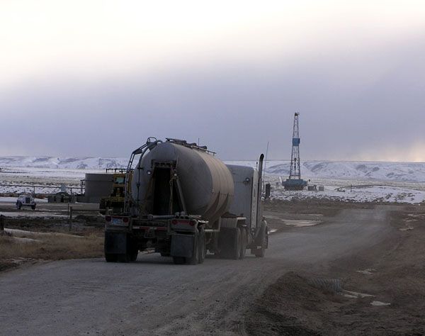 Drill Rig Activity. Photo by Dawn Ballou, Pinedale Online.