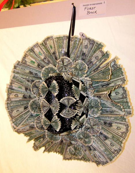 First Bank $100 Stetson. Photo by Dawn Ballou, Pinedale Online.