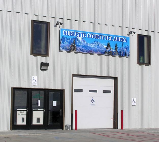 Ice Rink Entry. Photo by Dawn Ballou, Pinedale Online.