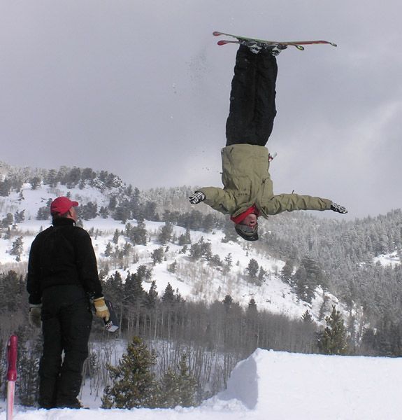 Zac Thompson inverted. Photo by Dawn Ballou, Pinedale Online.