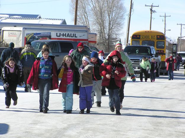 School Kids. Photo by Dawn Ballou, Pinedale Online.