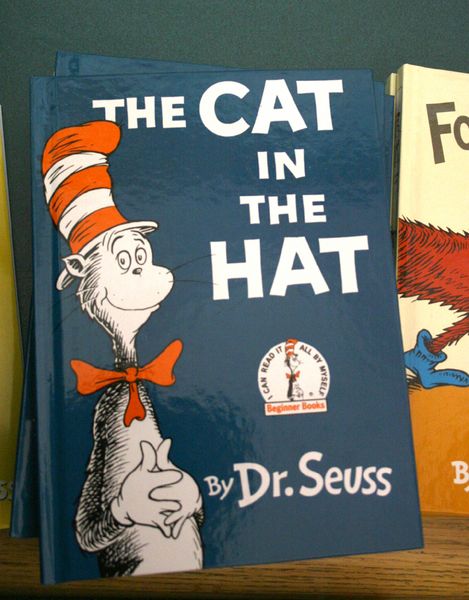 cat in hat book pictures. Cat+in+the+hat+ook+online