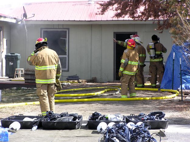 Firefighters. Photo by Dawn Ballou, Pinedale Online.
