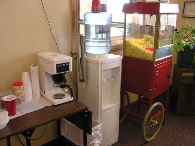 Popcorn machine. Photo by Dawn Ballou, Pinedale Online.