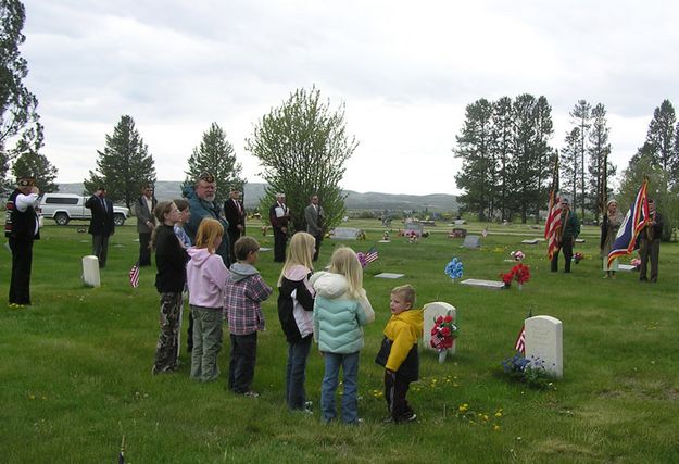 Pledge of Allegiance. Photo by Dawn Ballou, Pinedale Online.