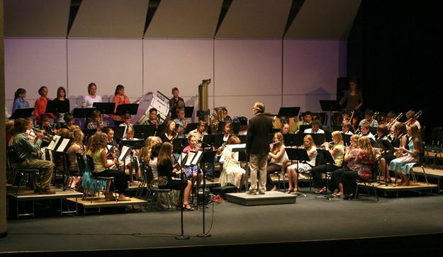 Middle School Concert Band. Photo by Pam McCulloch.