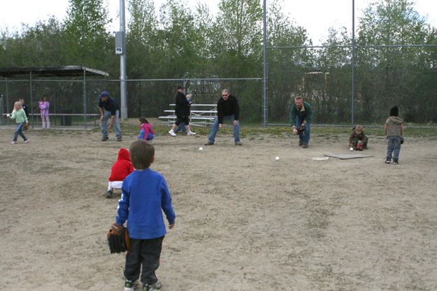 T-Ball Drills. Photo by Pam McCulloch.
