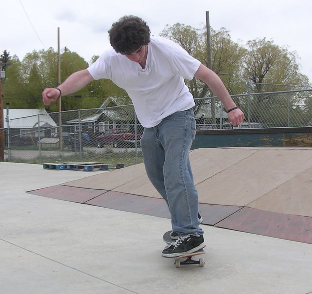Gabe at the skateboard park. Photo by Dawn Ballou, Pinedale Online.
