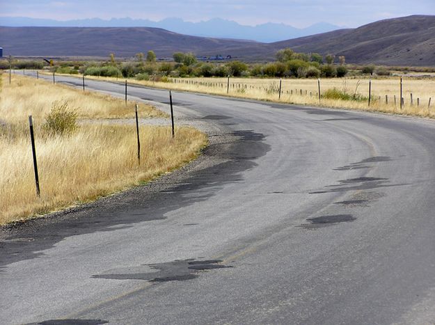 Road patching. Photo by Dawn Ballou, Pinedale Online.