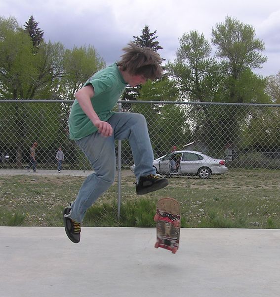 Skateboard flip. Photo by Dawn Ballou, Pinedale Online.