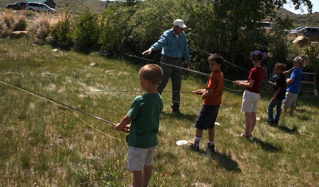 Fly Fishing. Photo by Pam McCulloch, Pinedale Online.