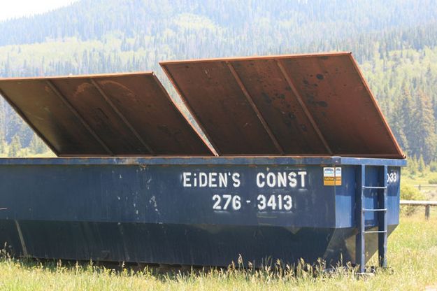 Garbage is handled too. Photo by Dawn Ballou, Pinedale Online.