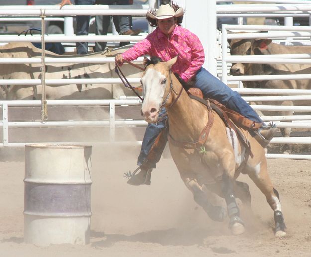 Barrel Racing. Photo by Clint Gilchrist, Pinedale Online.