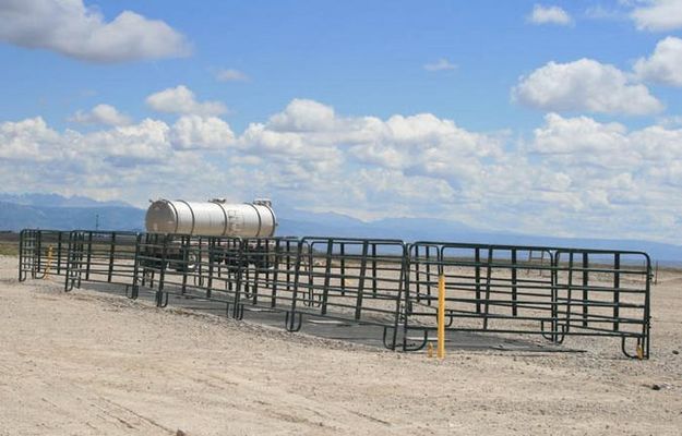 Subsurface well head. Photo by Dawn Ballou, Pinedale Online.