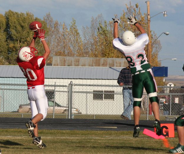 Incomplete Pass. Photo by Clint Gilchrist, Pinedale Online.