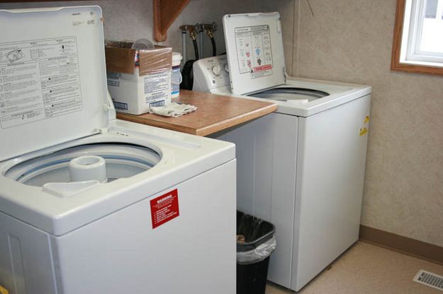 Dorm laundry room. Photo by Dawn Ballou, Pinedale Online.
